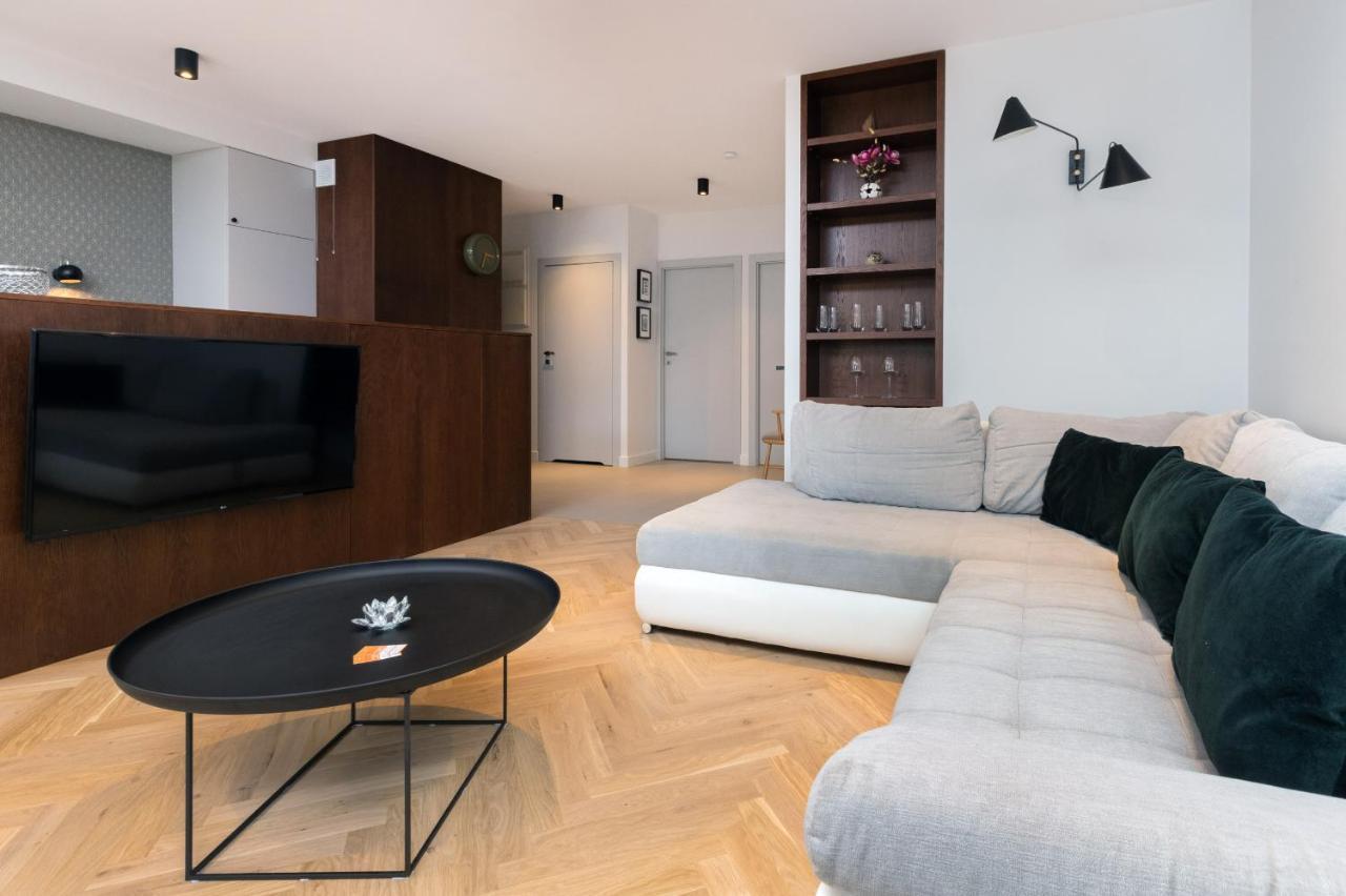 Superior Apartment With Balcony & Parking Gdansk By Noclegi Renters Prestige Zewnętrze zdjęcie