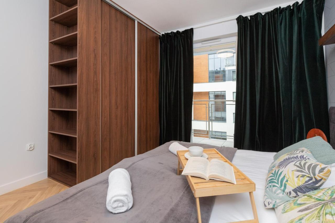 Superior Apartment With Balcony & Parking Gdansk By Noclegi Renters Prestige Zewnętrze zdjęcie